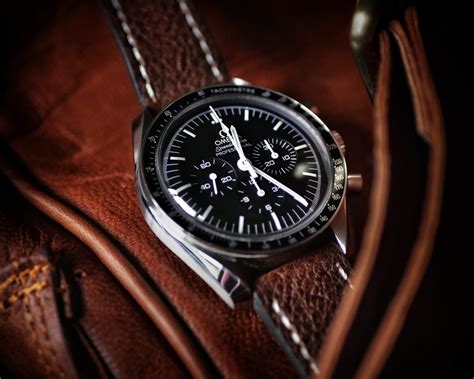 omega speedmaster review hodinkee|which Omega Speedmaster to buy.